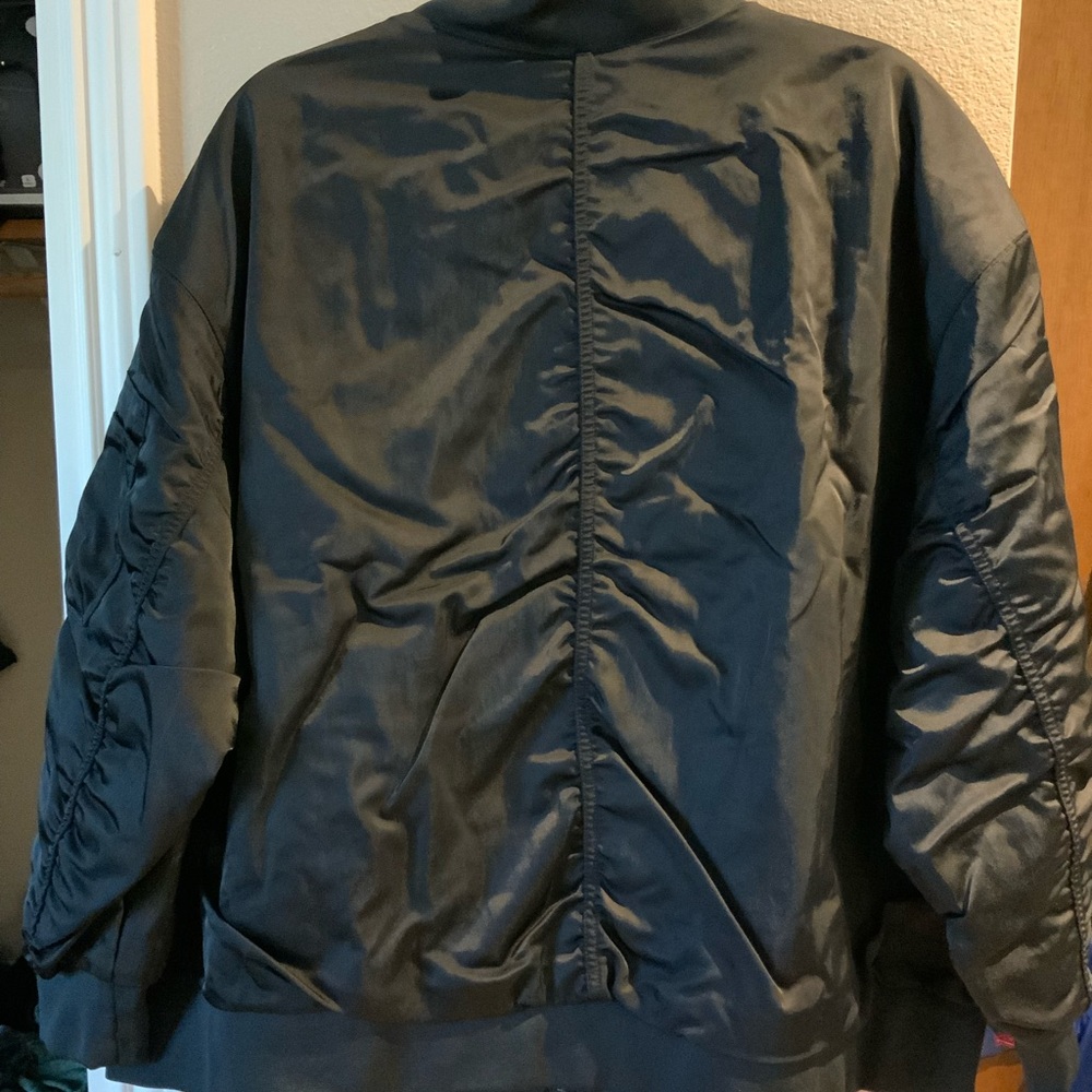 Nike Black Zip-Up Jacket - Picture 2 of 3